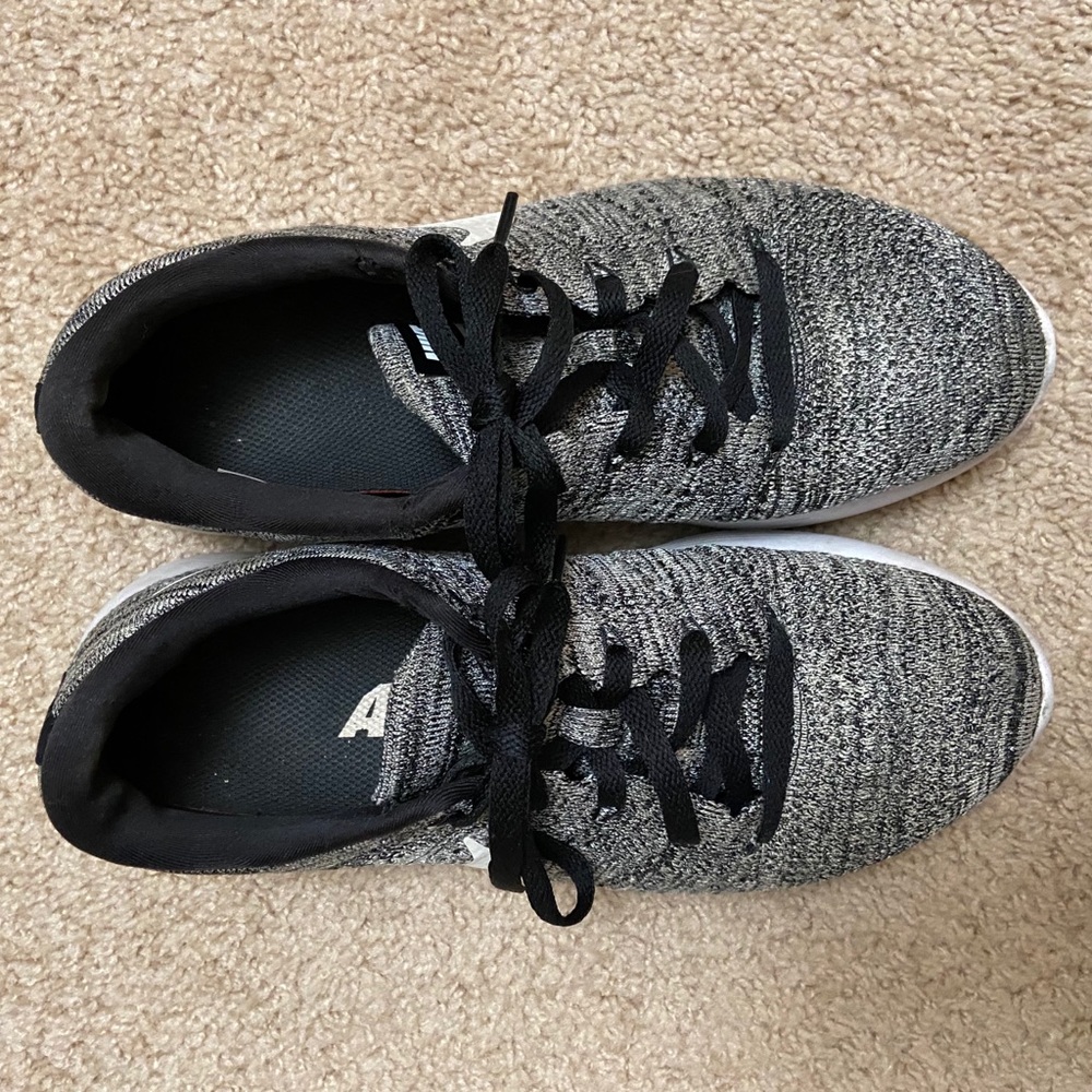 Nike Lunarlon Flyknit Women Sneakers Size 10